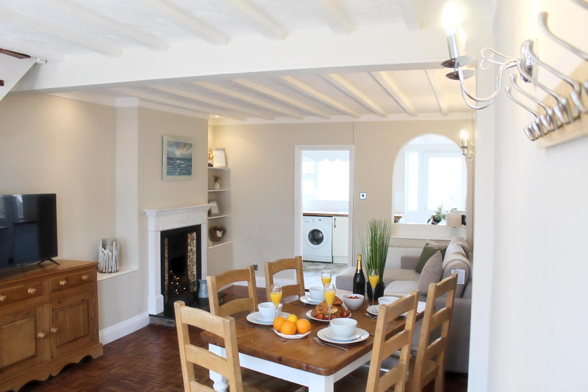 Cosy Cottage In Mersea - Walking Distance To Beach And Town West Mersea Bagian luar foto